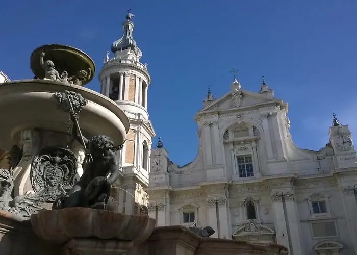 I Tre Bassotti Couette-café Loreto